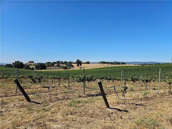 10.03 Acres of Land for Sale in Paso Robles, California