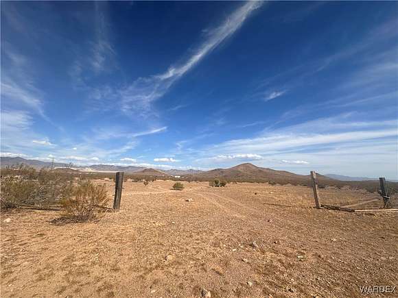 2.34 Acres of Residential Land for Sale in Golden Valley, Arizona