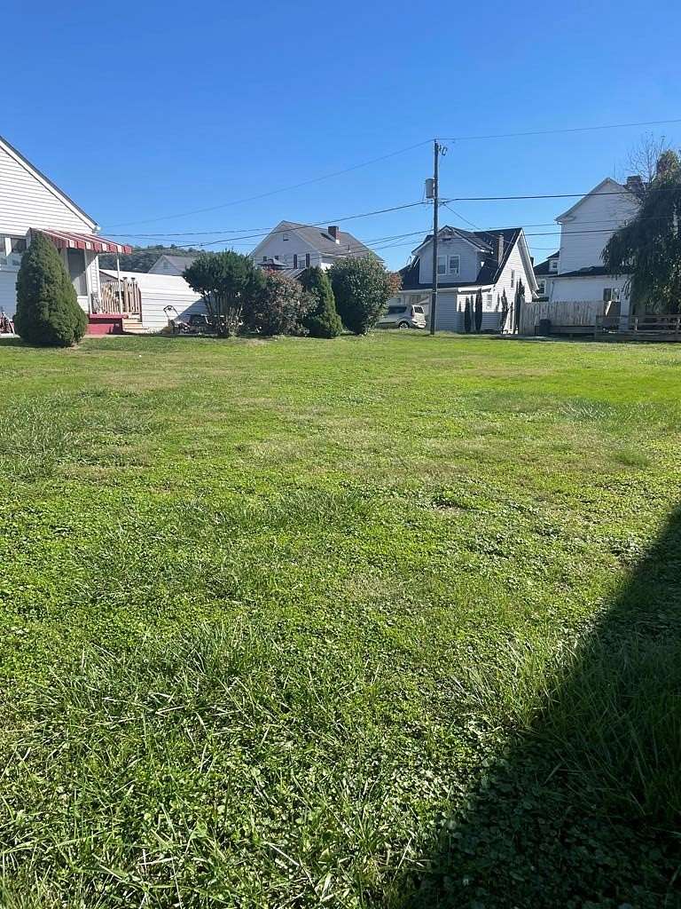 0.1 Acres of Residential Land for Sale in Moundsville, West Virginia