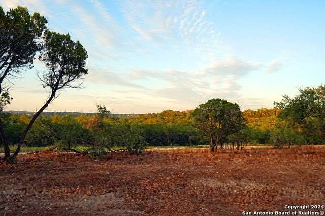 1.02 Acres of Residential Land for Sale in Canyon Lake, Texas