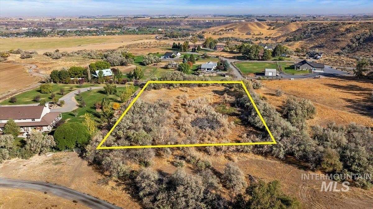 2.5 Acres of Land for Sale in Buhl, Idaho