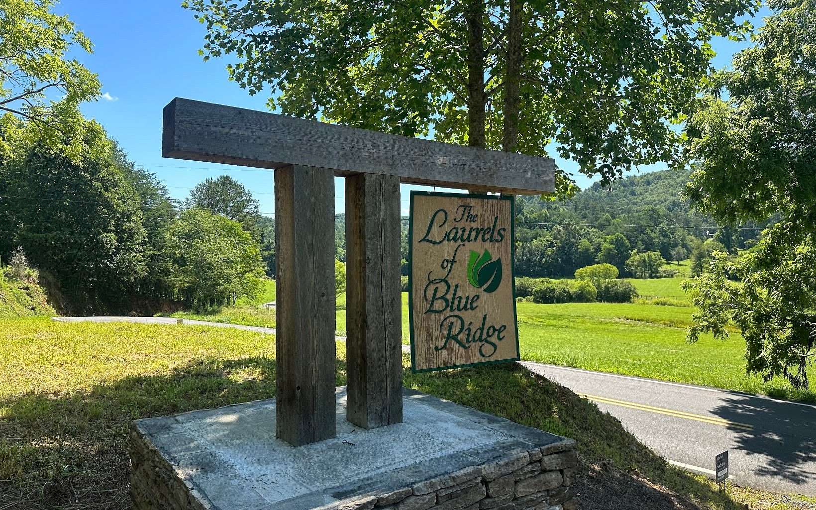 0.8 Acres of Residential Land for Sale in Mineral Bluff, Georgia