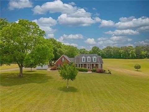 5.52 Acres of Residential Land with Home for Sale in Monroe, Georgia