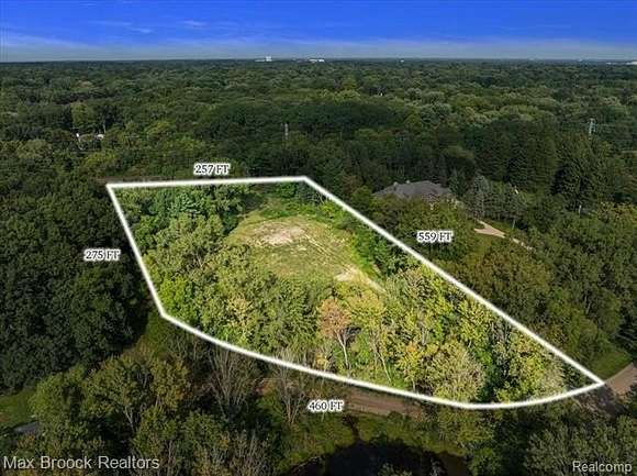 2.94 Acres of Residential Land for Sale in Bloomfield Hills, Michigan