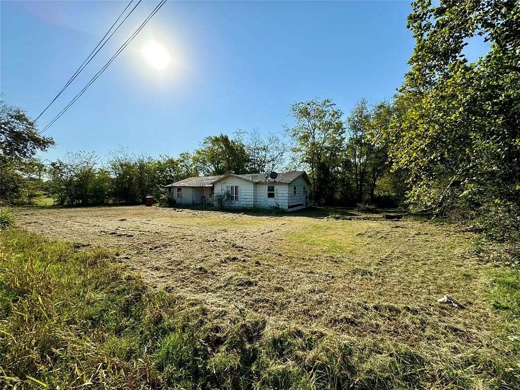 0.689 Acres of Residential Land for Sale in Como, Texas