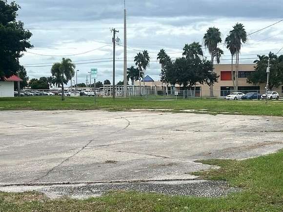 0.455 Acres of Commercial Land for Sale in Pahokee, Florida