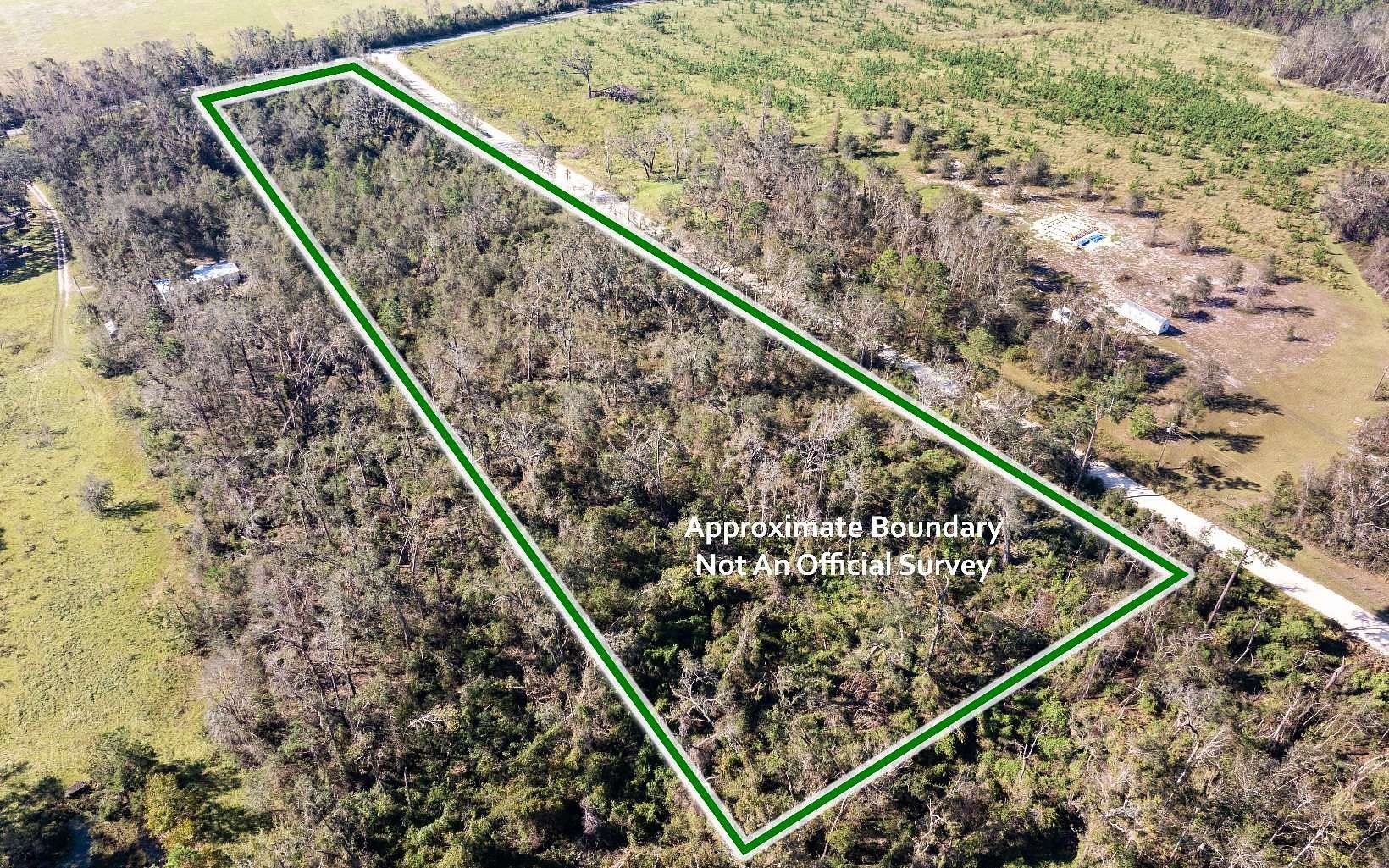 9.28 Acres of Land for Sale in Live Oak, Florida