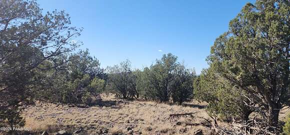 2.47 Acres of Land for Sale in Ash Fork, Arizona