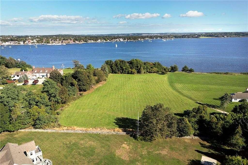 4.92 Acres of Residential Land for Sale in Bristol, Rhode Island