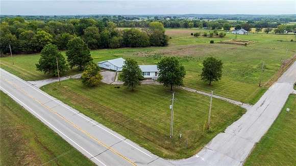 6.08 Acres of Residential Land with Home for Sale in Osawatomie, Kansas