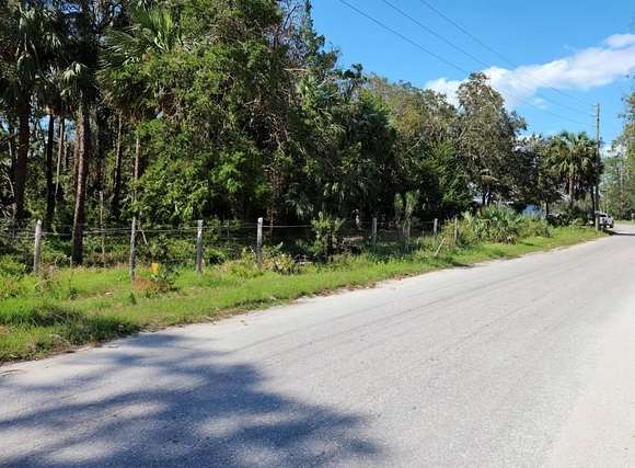 0.35 Acres of Residential Land for Sale in Cross City, Florida