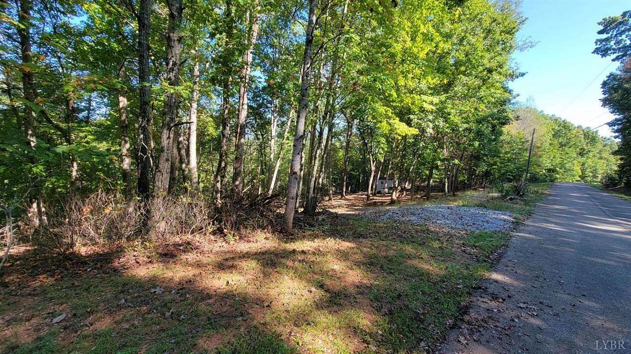 0.86 Acres of Residential Land for Sale in Moneta, Virginia