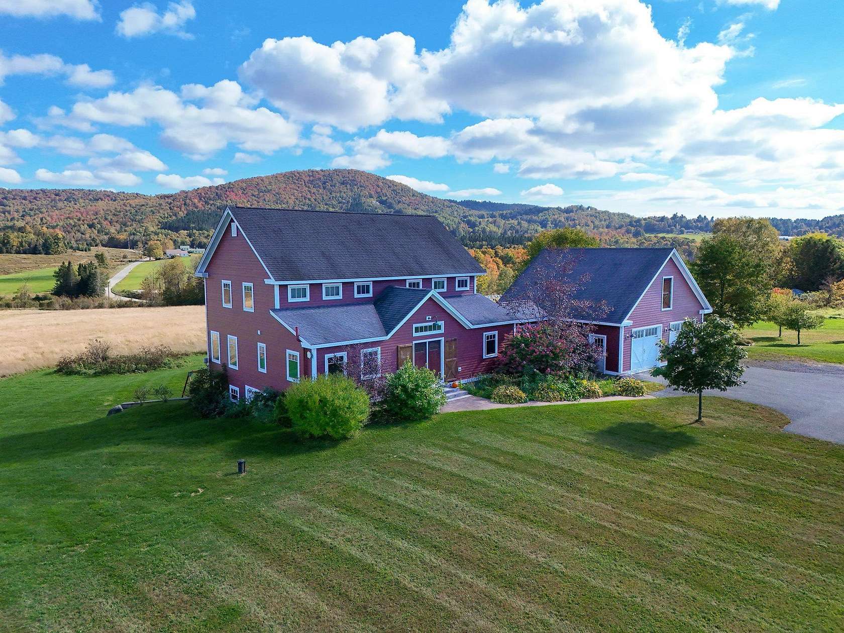 10.39 Acres of Land with Home for Sale in Kirby Town, Vermont