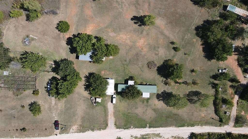 2.5 Acres of Residential Land with Home for Sale in Tuttle, Oklahoma