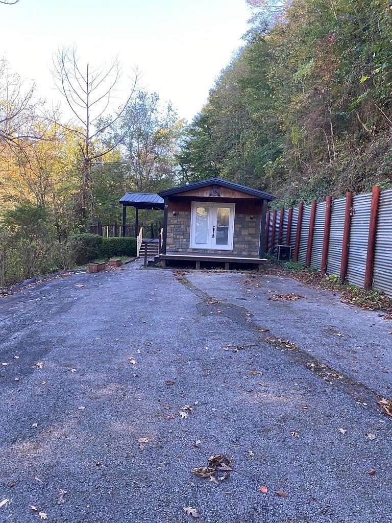 14 Acres of Land with Home for Sale in Forest Hills, Kentucky