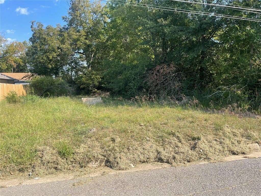 0.139 Acres of Residential Land for Sale in Sulphur Springs, Texas