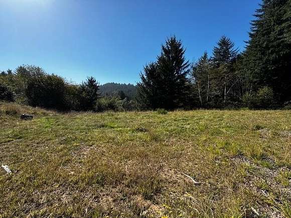 5 Acres of Residential Land for Sale in Smith River, California