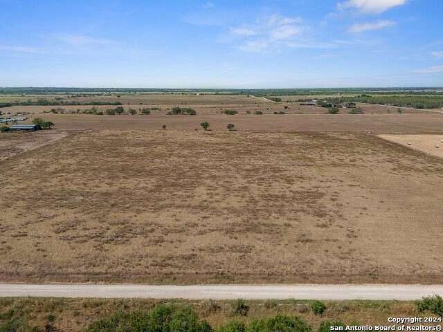 12 Acres of Land for Sale in Floresville, Texas