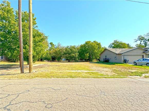 0.153 Acres of Residential Land for Sale in Waco, Texas