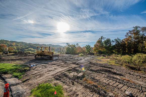 4 Acres of Residential Land for Sale in Middlebury, Connecticut