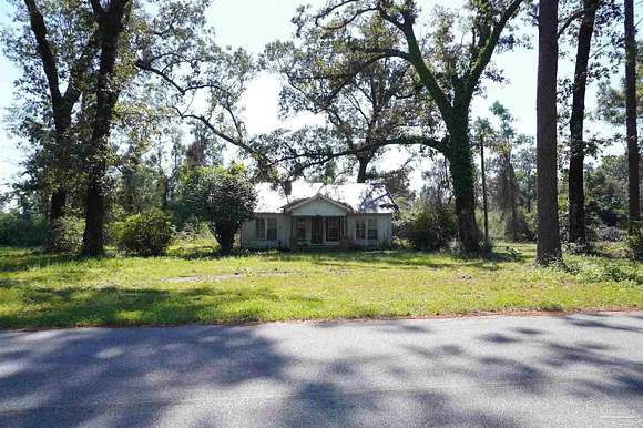 2.86 Acres of Residential Land with Home for Sale in Jay, Florida