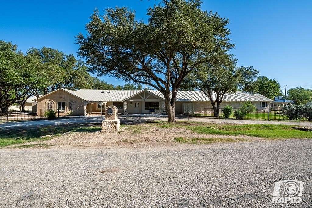 2.004 Acres of Residential Land with Home for Sale in San Angelo, Texas