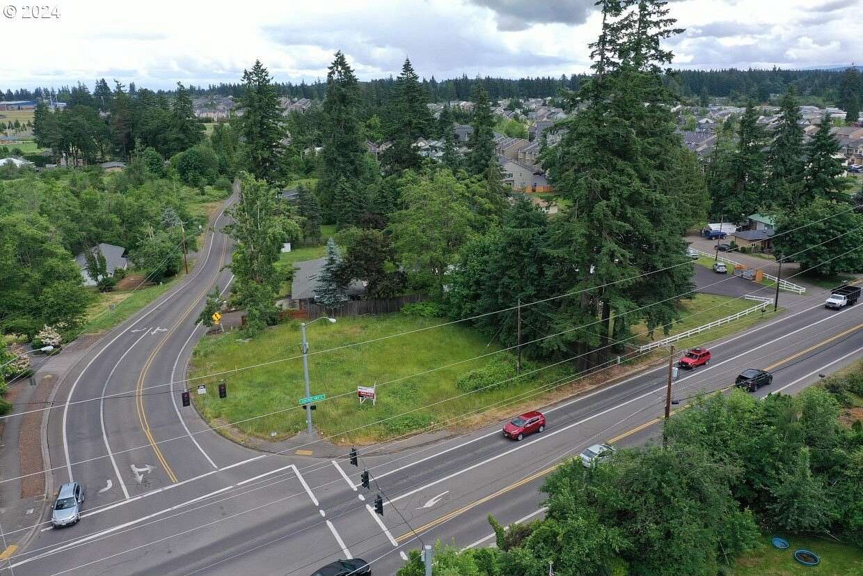 0.33 Acres of Commercial Land for Sale in Oregon City, Oregon