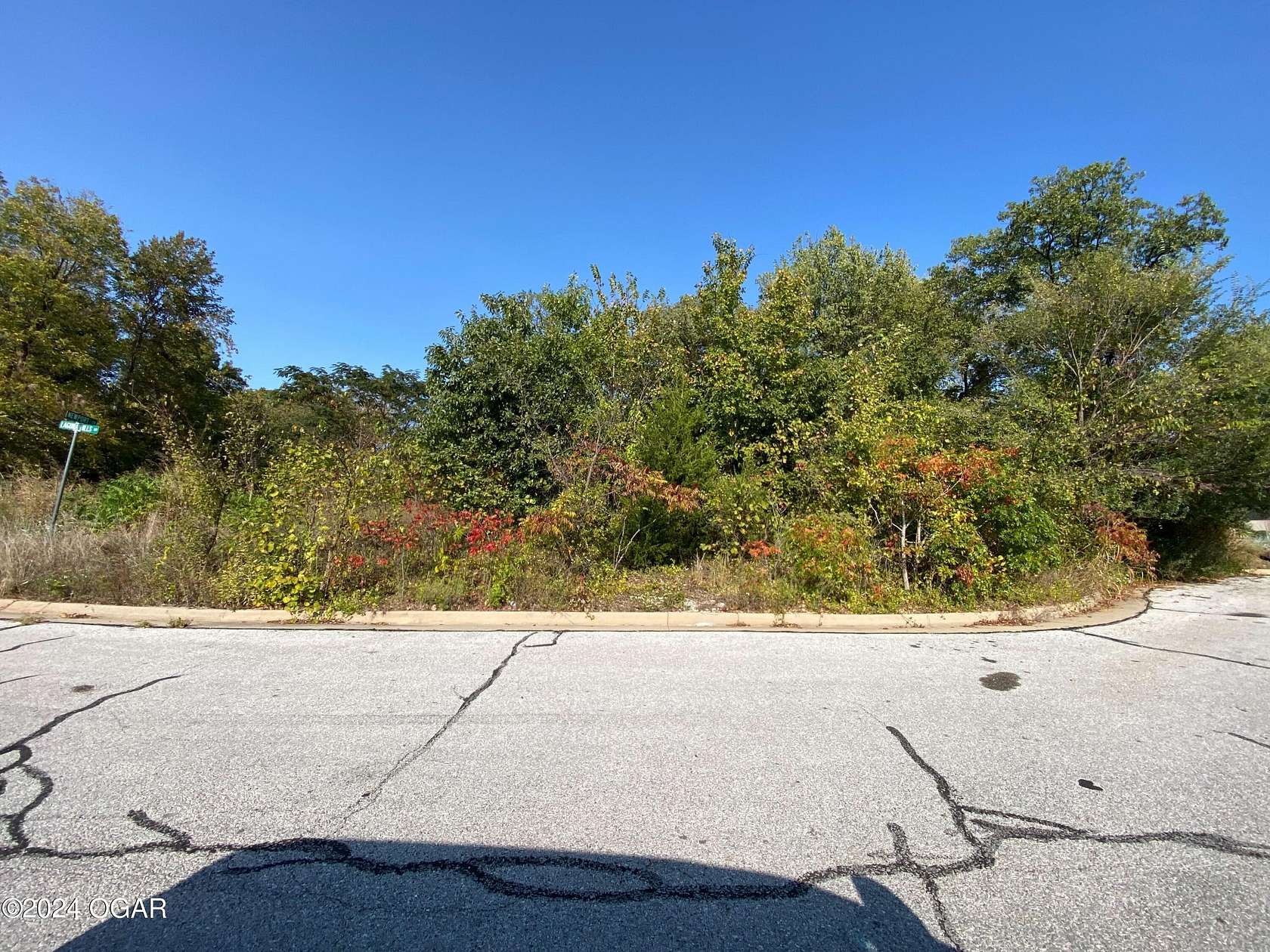 1 Acre of Residential Land for Sale in Webb City, Missouri