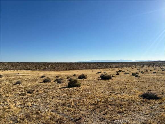 5 Acres of Residential Land for Sale in Helendale, California