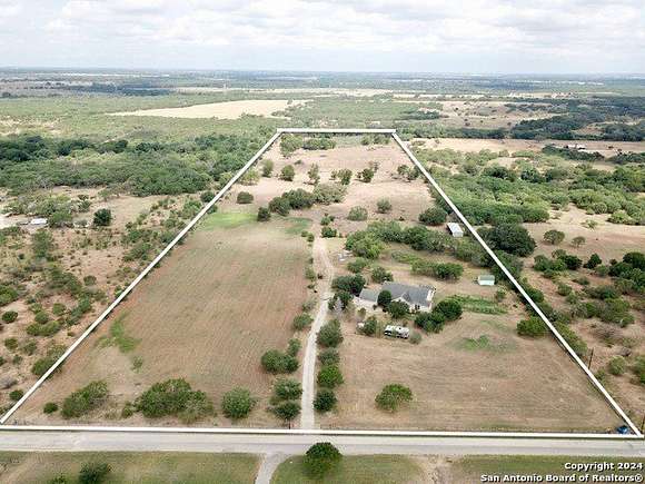 25 Acres of Recreational Land with Home for Sale in Floresville, Texas