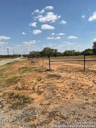 8.33 Acres of Improved Mixed-Use Land for Sale in Lytle, Texas