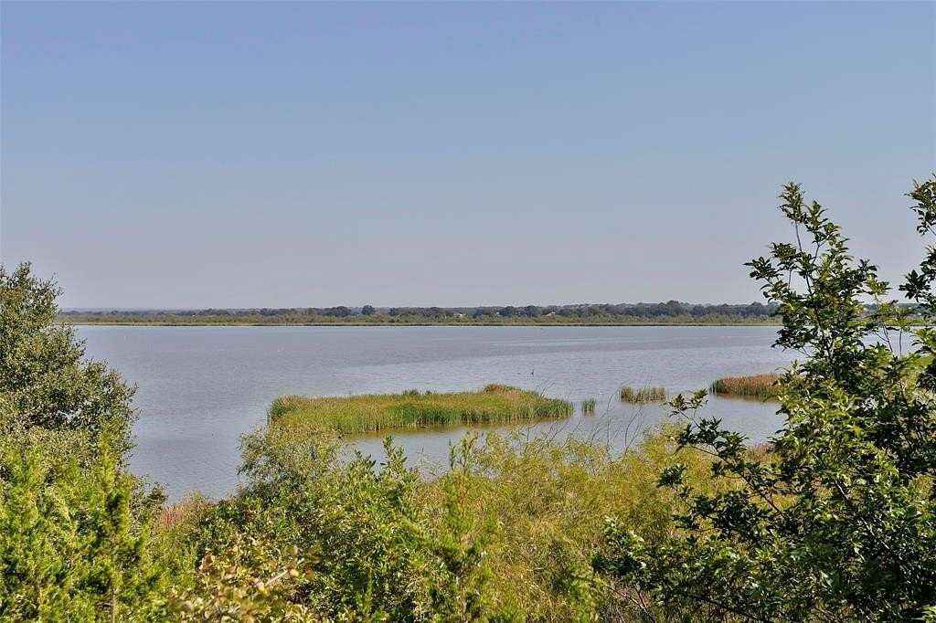 3.64 Acres of Land for Sale in Granbury, Texas