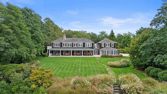 3.43 Acres of Residential Land with Home for Sale in Bridgehampton, New York