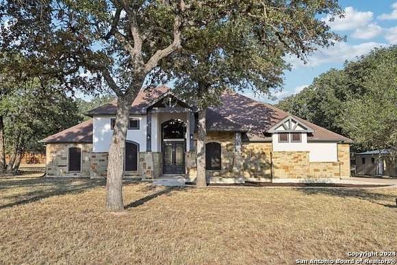 3.757 Acres of Residential Land with Home for Sale in La Vernia, Texas