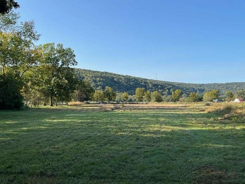 1.96 Acres of Residential Land for Sale in Mountain View, Arkansas