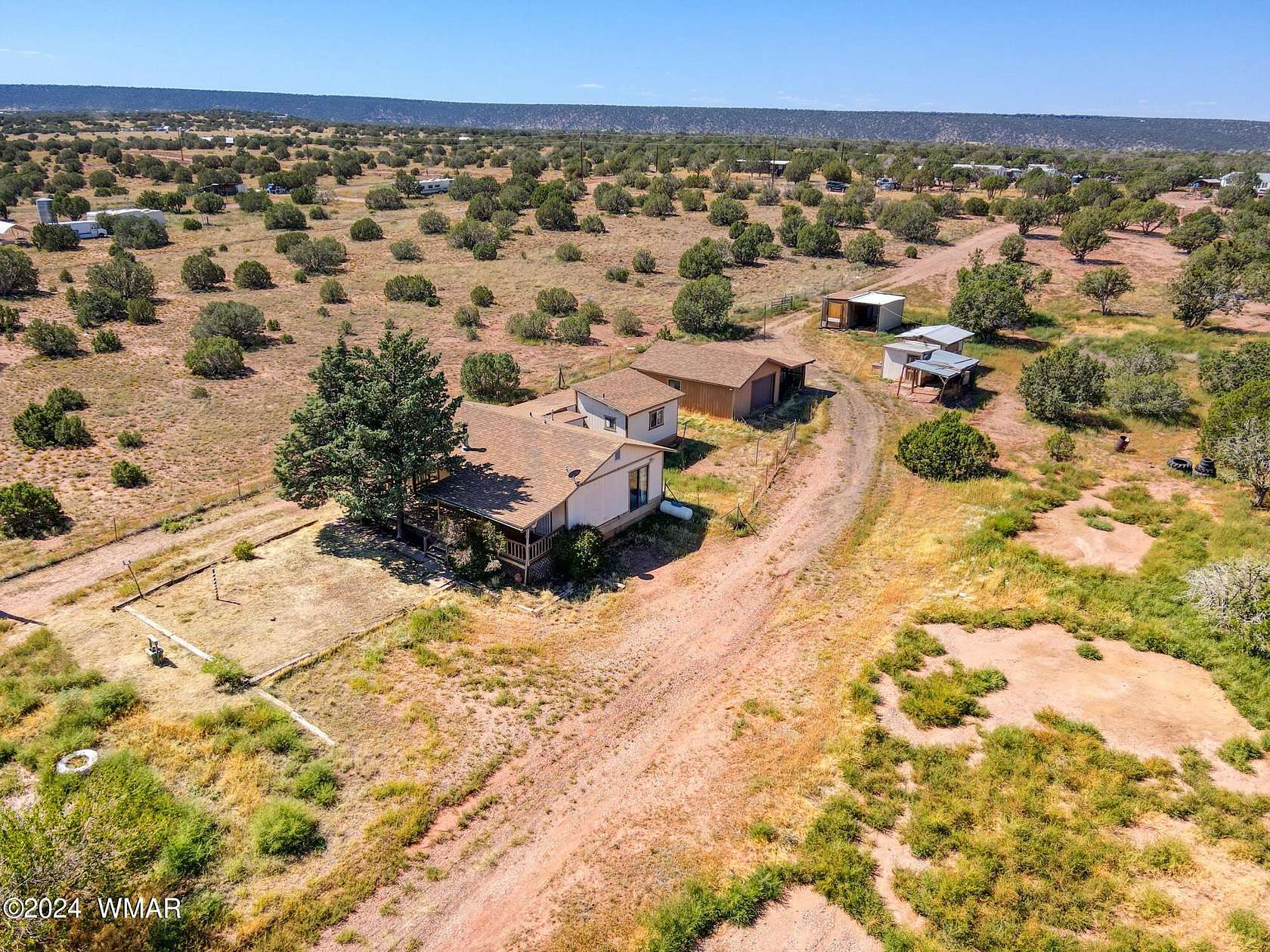 3.49 Acres of Residential Land with Home for Sale in Snowflake, Arizona