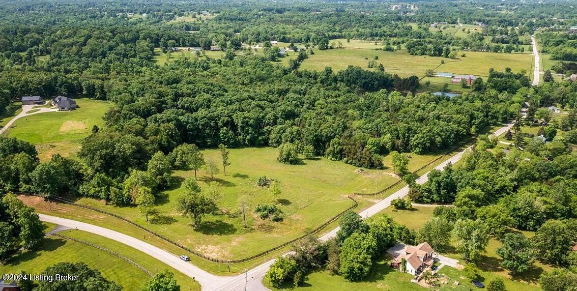 5 Acres of Residential Land for Sale in La Grange, Kentucky