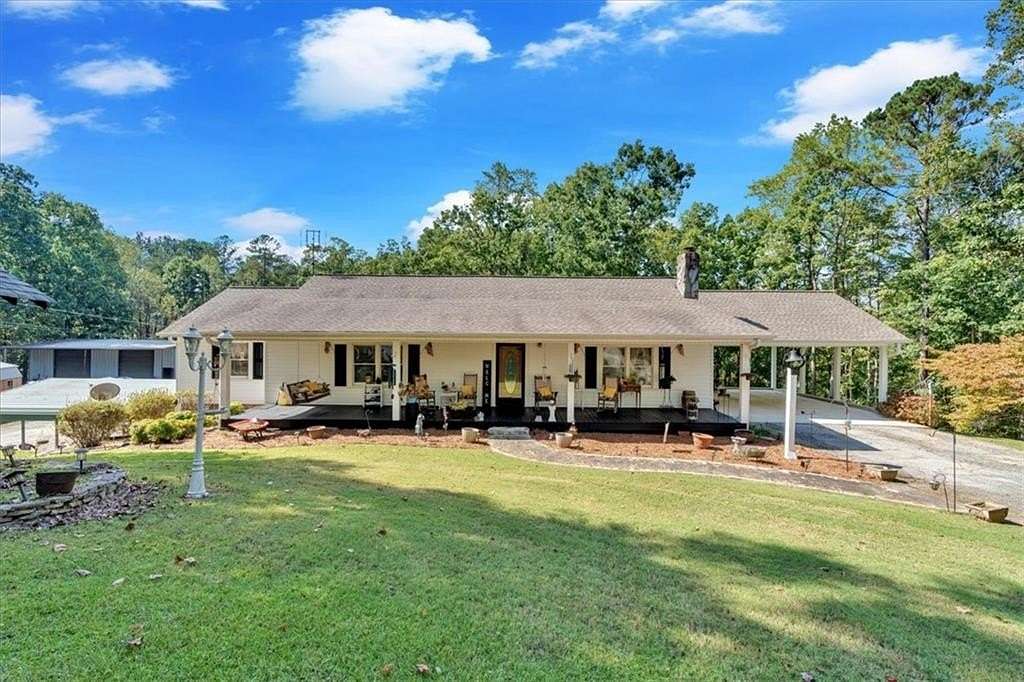 6.64 Acres of Residential Land with Home for Sale in Dallas, Georgia