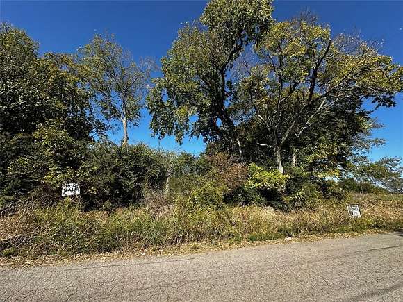 0.25 Acres of Residential Land for Sale in Ladonia, Texas