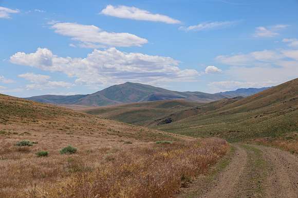 1,027.94 Acres of Land with Home for Sale in Fields, Oregon