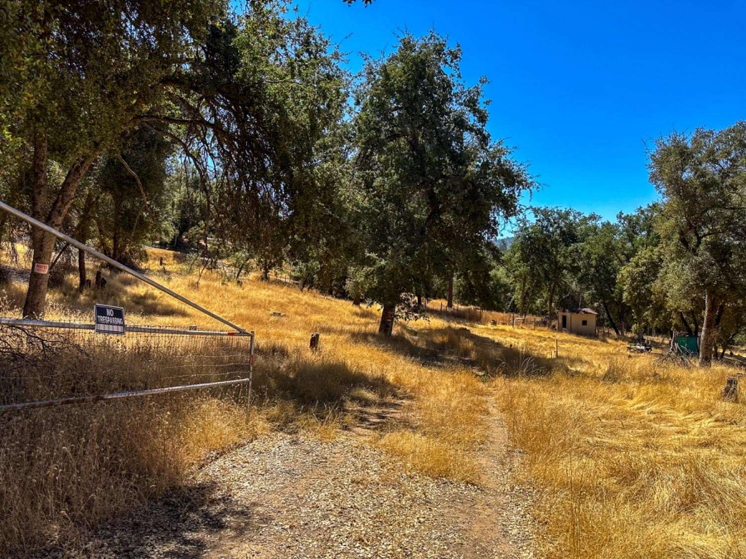 3.43 Acres of Residential Land for Sale in Oakhurst, California