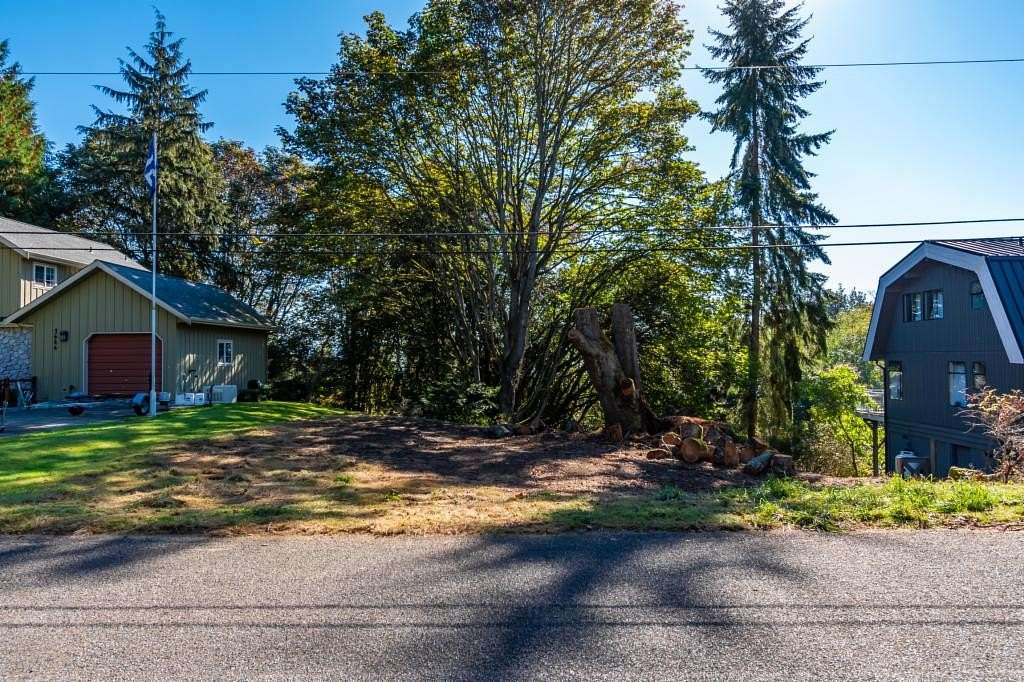 Residential Land for Sale in Clinton, Washington