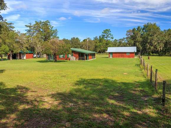 6.92 Acres of Residential Land with Home for Sale in Fort McCoy, Florida