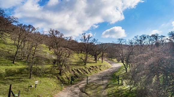 120 Acres of Recreational Land & Farm for Sale in Sanger, California