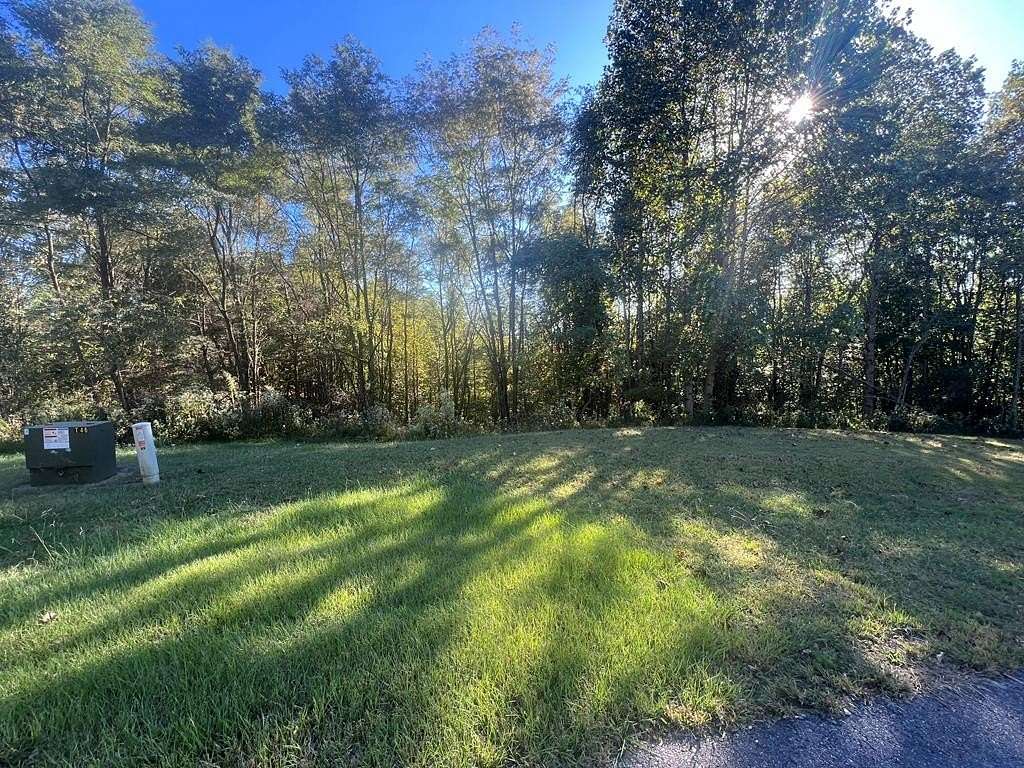 0.921 Acres of Residential Land for Sale in Murphy, North Carolina