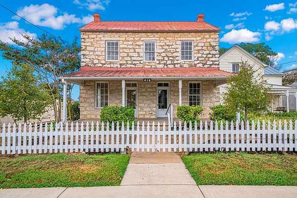 0.23 Acres of Commercial Land for Sale in Fredericksburg, Texas