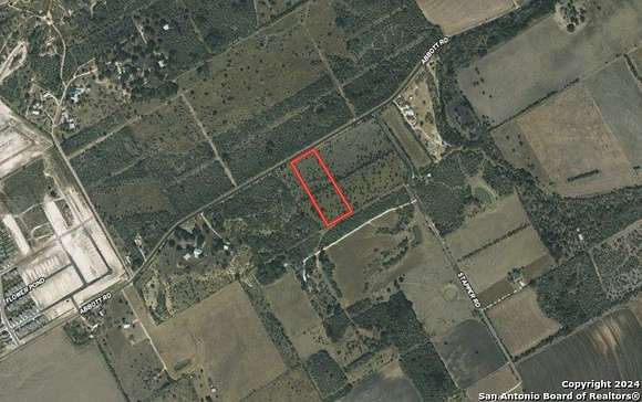 5.03 Acres of Residential Land for Sale in St. Hedwig, Texas