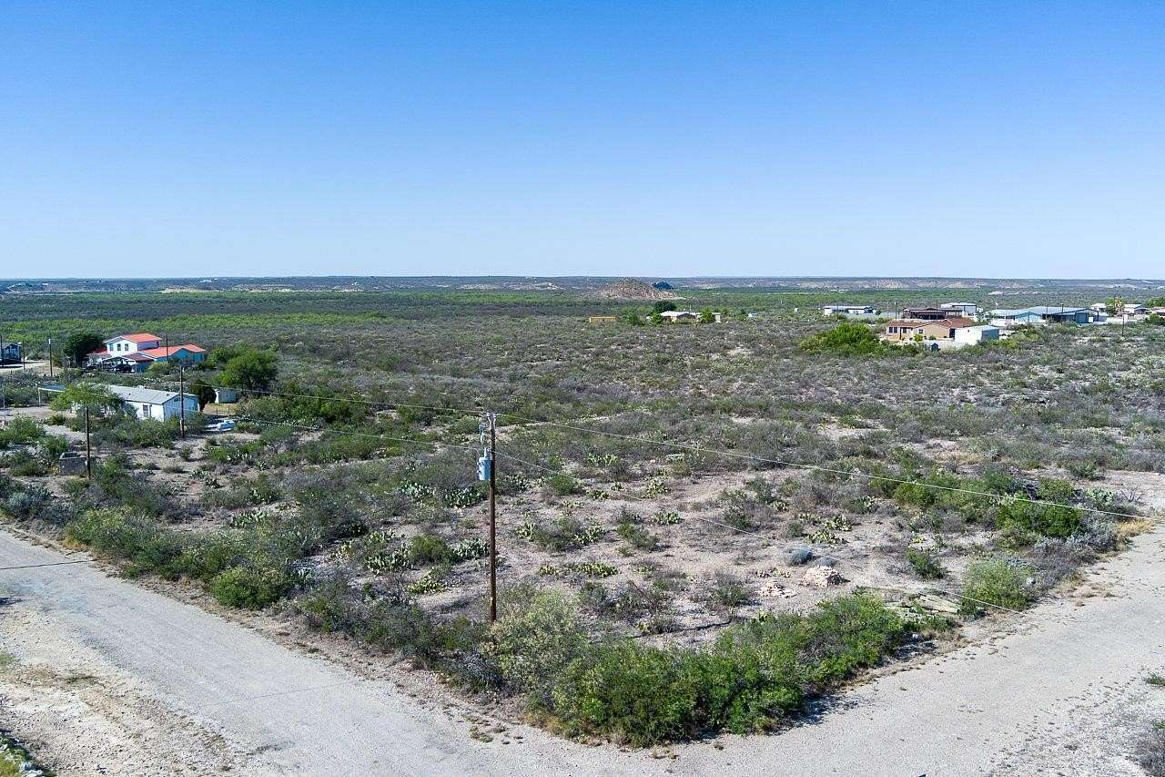 1.36 Acres of Residential Land for Sale in Del Rio, Texas