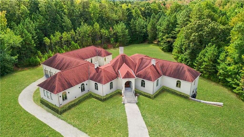 7 Acres of Residential Land with Home for Sale in Atlanta, Georgia