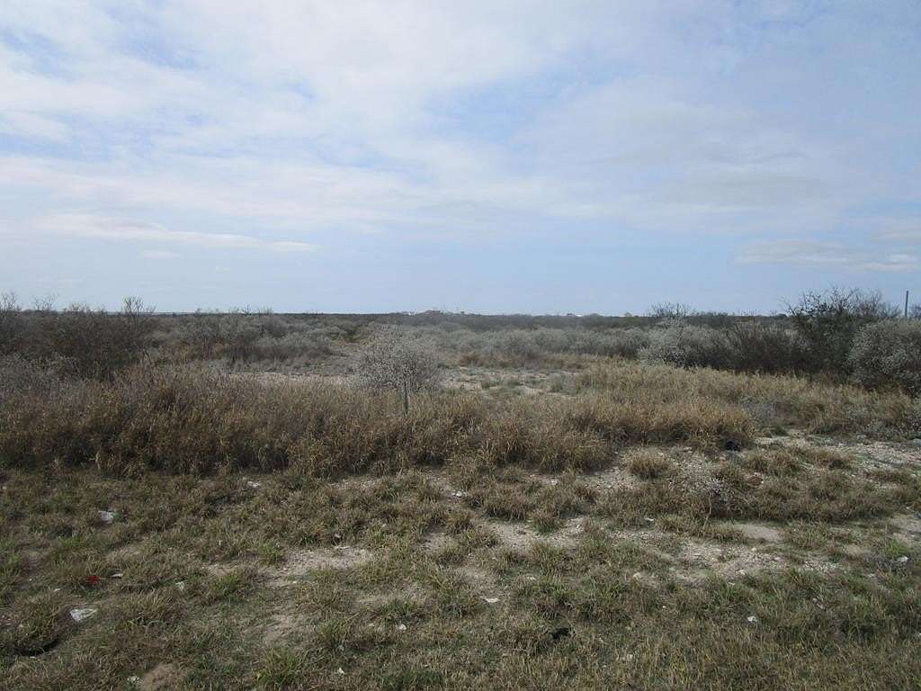 10 Acres of Agricultural Land for Sale in Eagle Pass, Texas